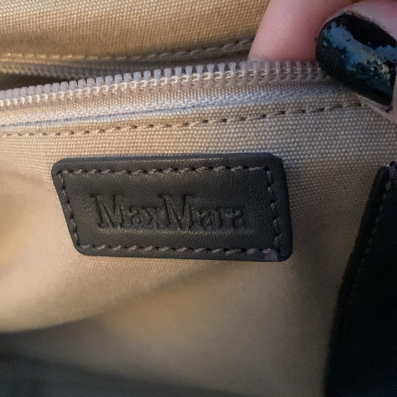 MaxMara bag - Picture 3 of 8